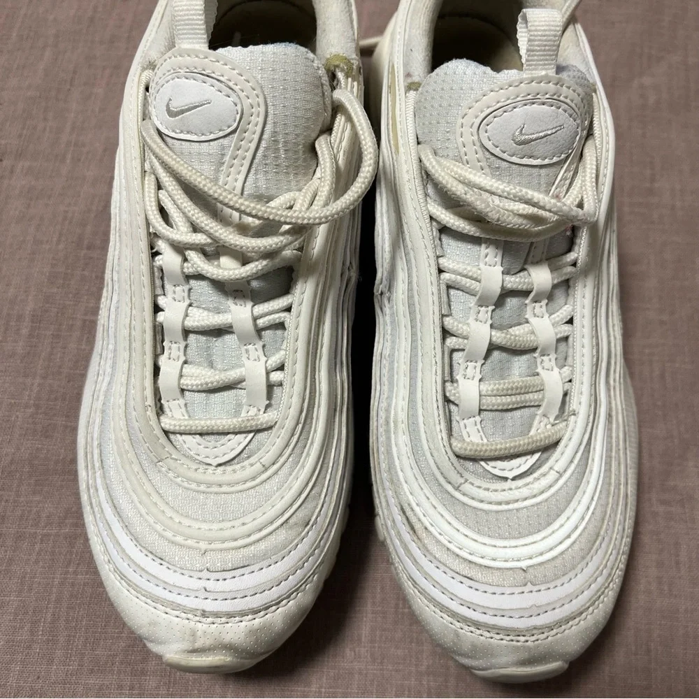 Nike Air Max 97 Triple White Youth size 5.5 Women’s 7 Sneakers Trainers